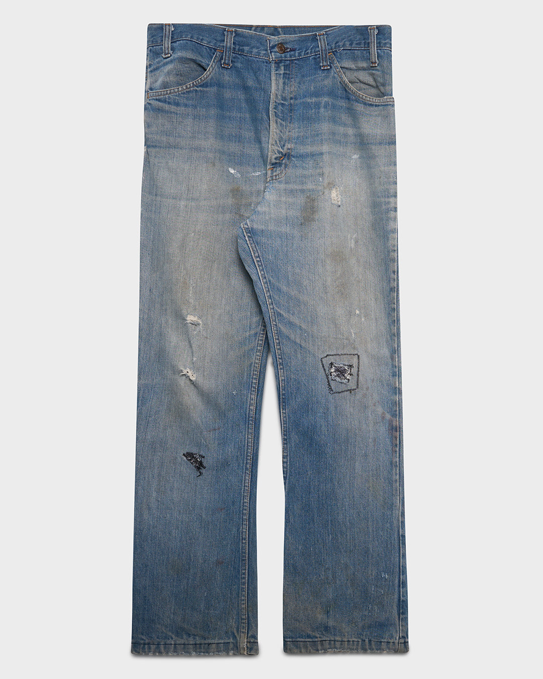 Distressed Levi's 517 Jeans