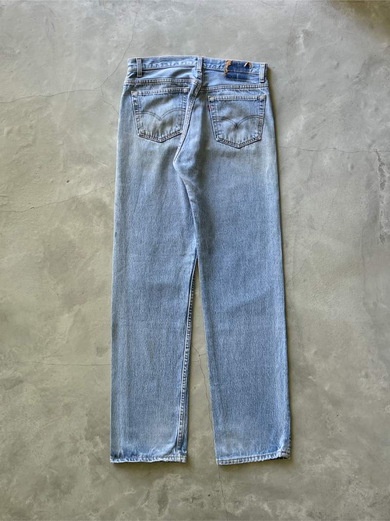 Levi's 501 Denim Jeans Light Wash - 90s - 32"