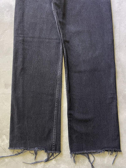 Black Levis Cut-Off Denim Jeans - 00s - 34”