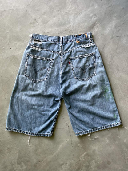 Distressed Levi's 569 Denim Shorts - 00s - 32"