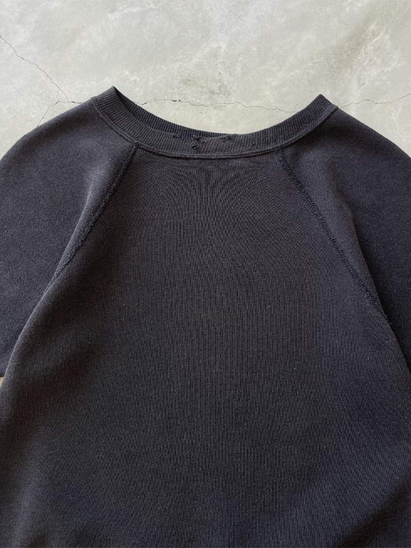 Sun Faded Black Cut-Off Raglan Sweatshirt - 80s - S/M