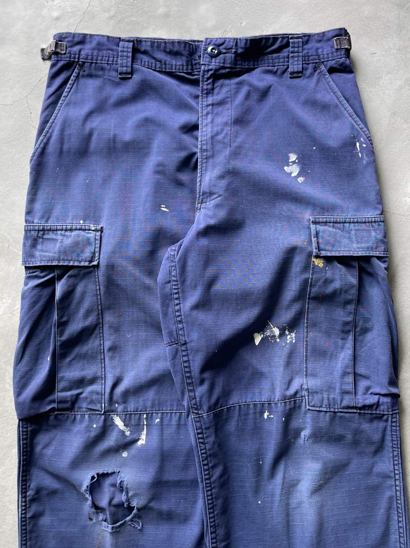 Sun Faded/Paint Splattered Blue Cargo Pants - 90s/00s - 34" adjustable